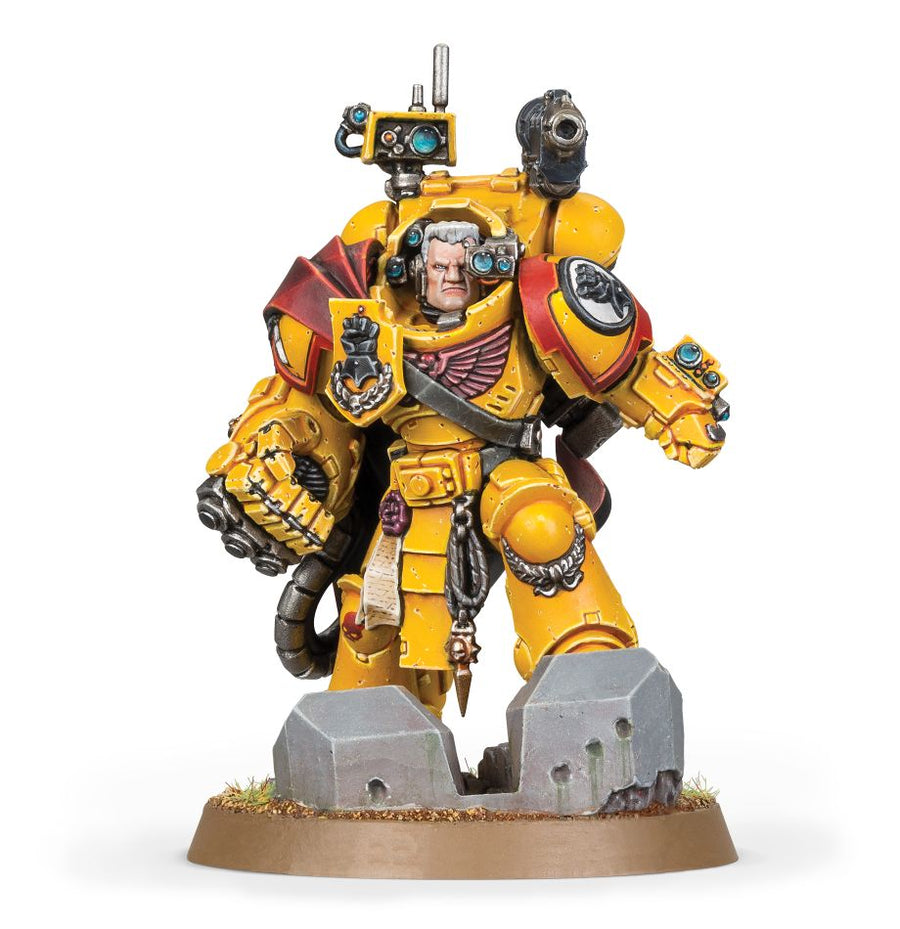 Tor Garadon (Imperial Fists Captain)